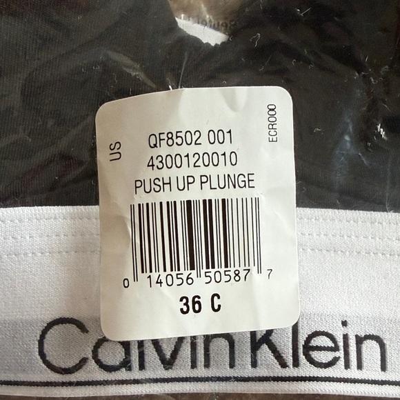 Calvin Klein Black bra push up plunge 36c nwt - Picture 9 of 9
